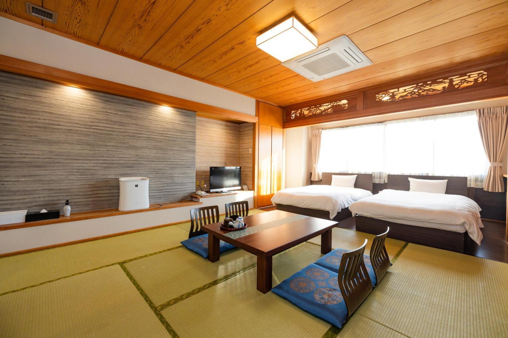 Hotel Takasago Kōchi Exteriör bild