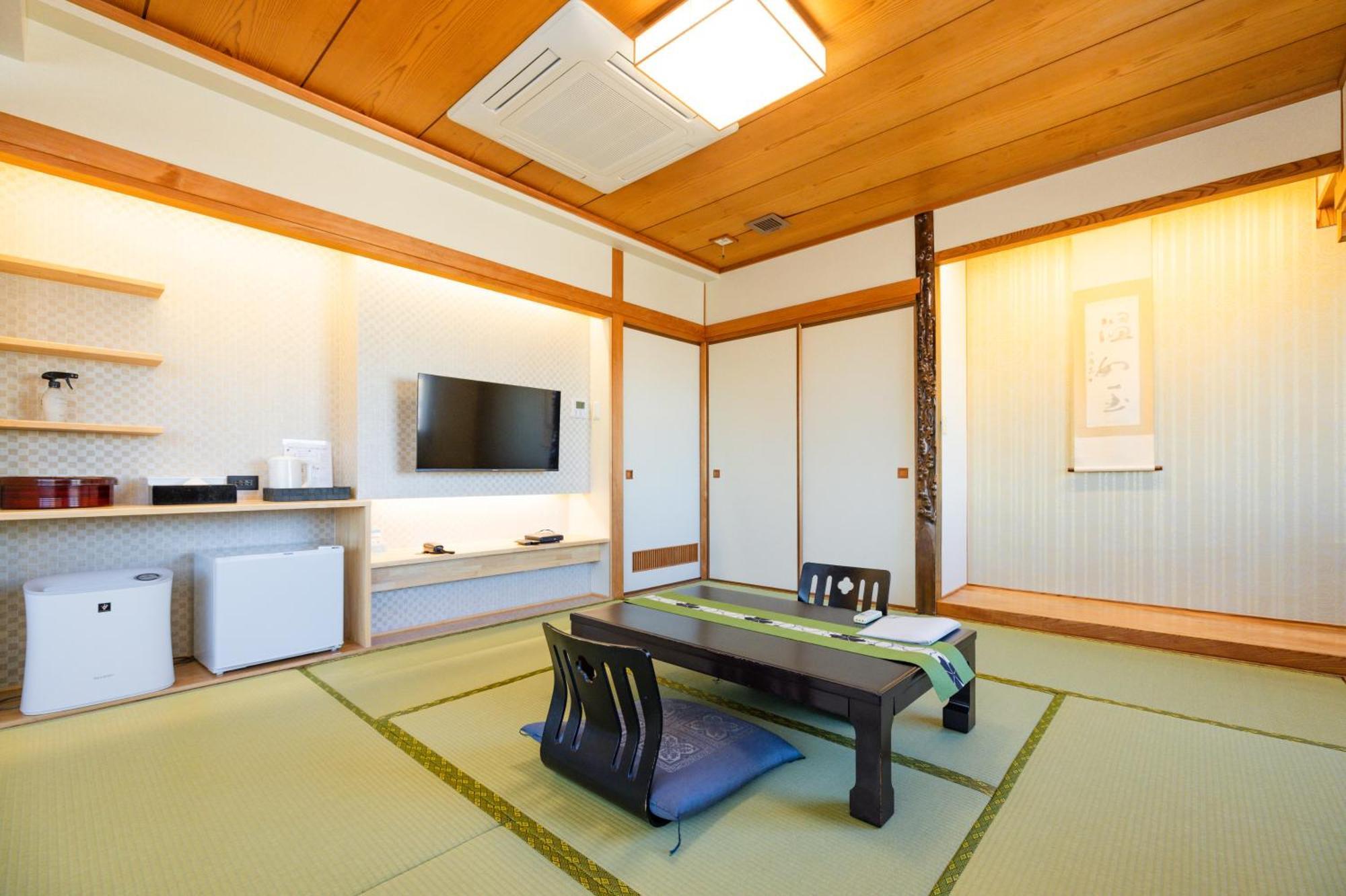 Hotel Takasago Kōchi Exteriör bild