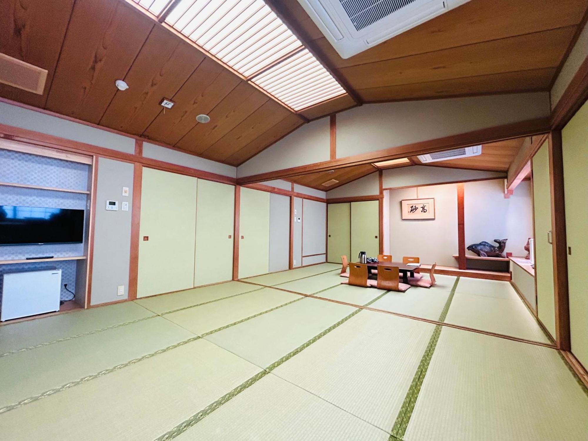 Hotel Takasago Kōchi Exteriör bild