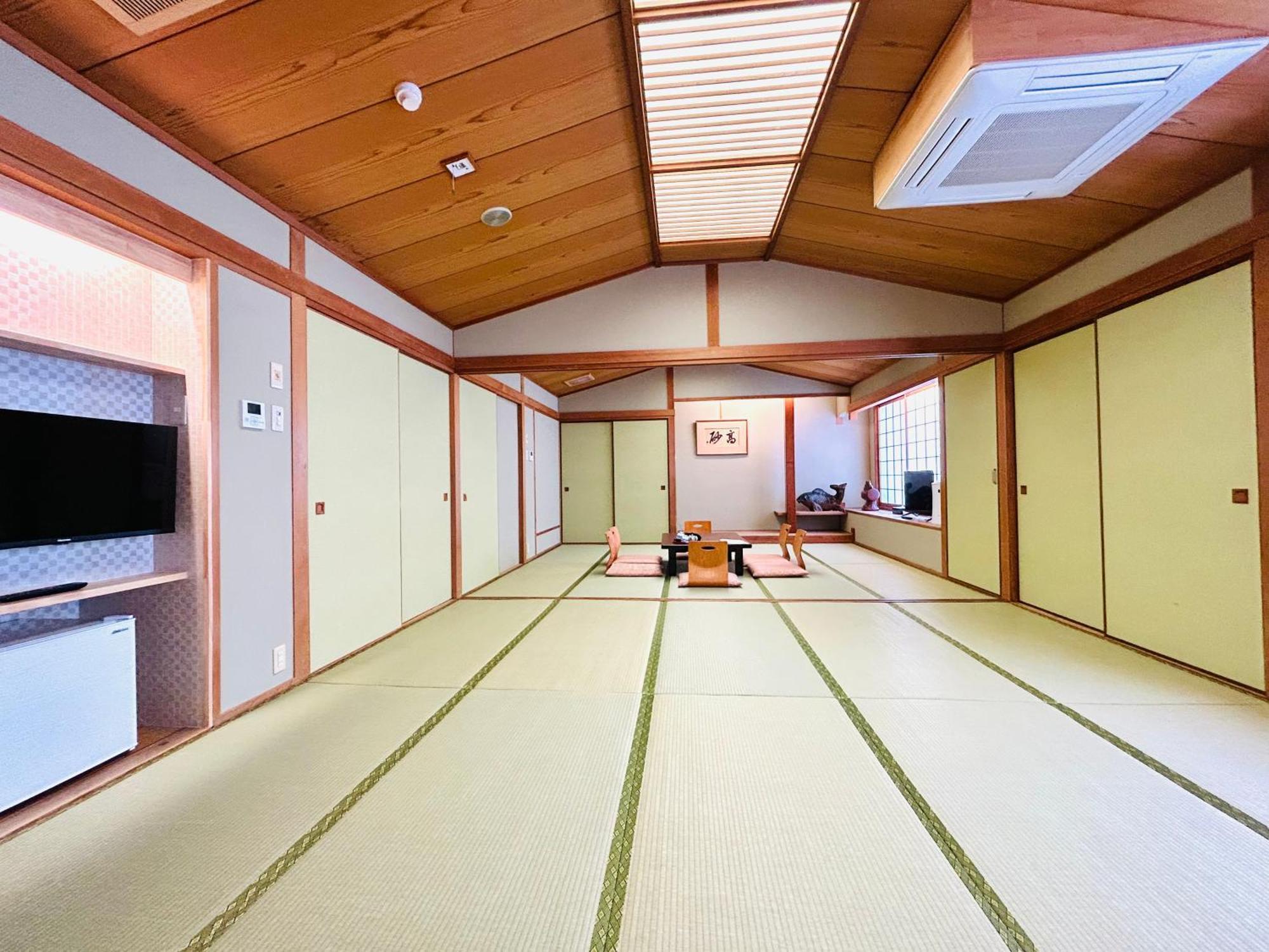 Hotel Takasago Kōchi Exteriör bild