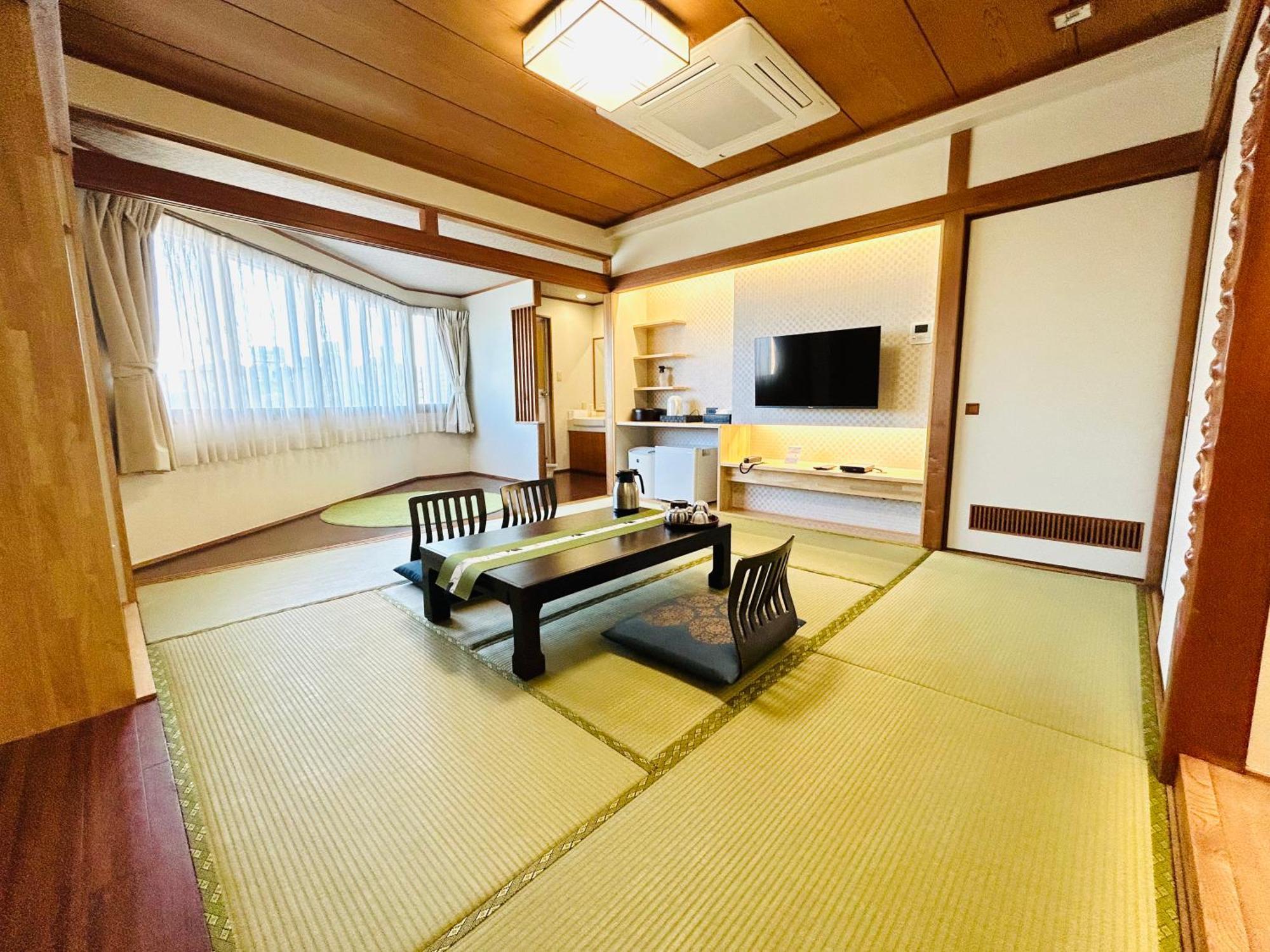 Hotel Takasago Kōchi Exteriör bild