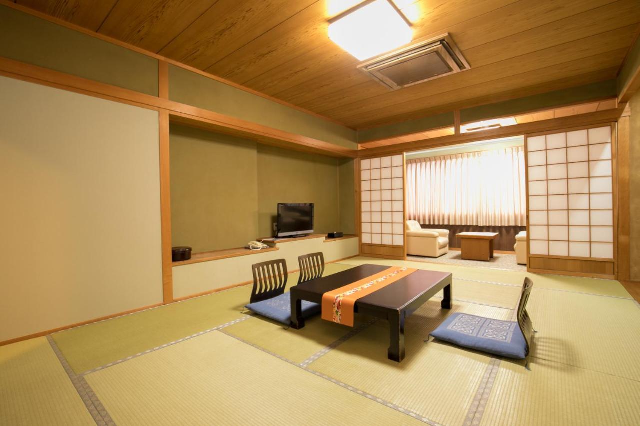 Hotel Takasago Kōchi Exteriör bild